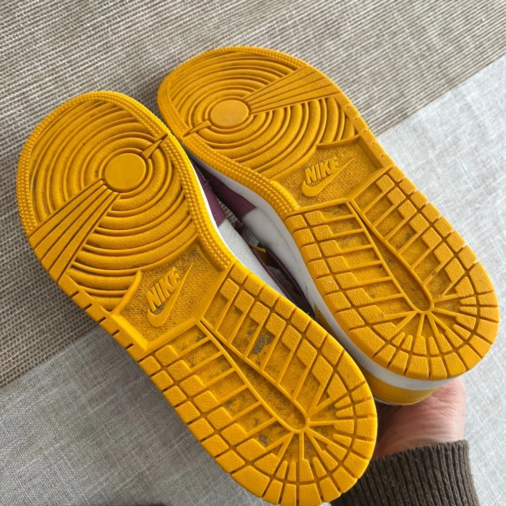 Nike‎ Air Jordan 1 High Kids Yellow Purple White Sneakers Youth